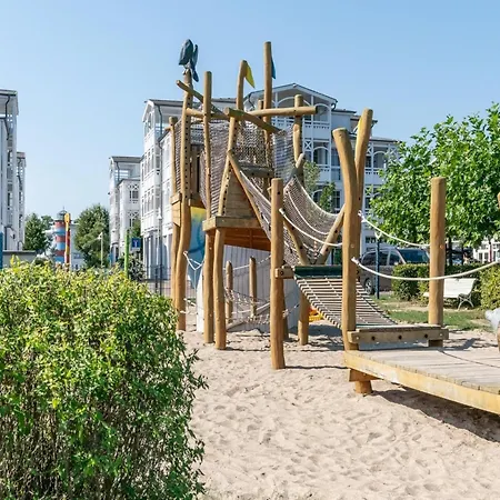 Geschmackvoll Eingerichtete Mit Grossem Balkon In Lejlighed